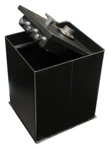 AMSEC B2200 In-Floor Safes open door with locking bolts